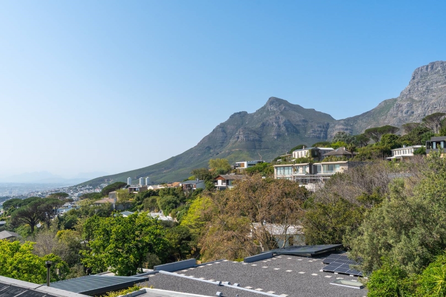 3 Bedroom Property for Sale in Higgovale Western Cape